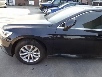 Volkswagen Passat  picture 2