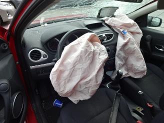 Renault Clio  picture 9