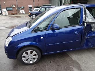 Opel Meriva  picture 2