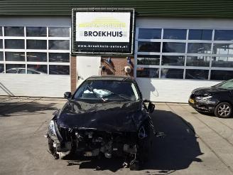 Volvo V-40  picture 1