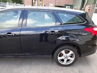 Ford Focus  picture 3