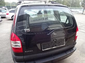 Opel Zafira  picture 4