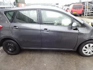 Toyota Verso S  picture 6