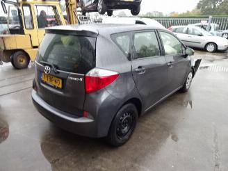 Toyota Verso S  picture 4