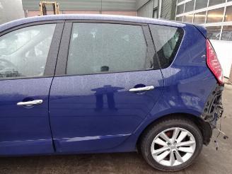 Renault Scenic  picture 3