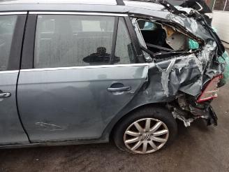 Volkswagen Golf  picture 3