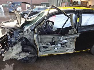 Peugeot 108  picture 2