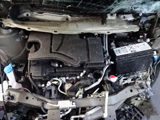 Peugeot 108  picture 6