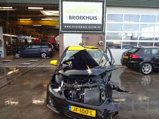 Peugeot 108  picture 1