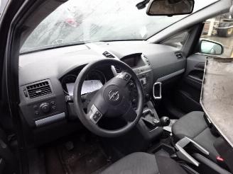 Opel Zafira  picture 7