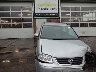 Volkswagen Touran  picture 1