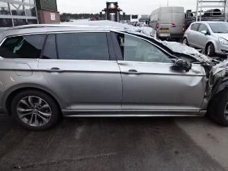 Volkswagen Passat  picture 7