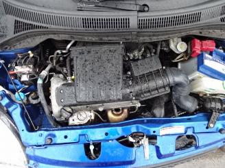 Suzuki Swift  picture 11