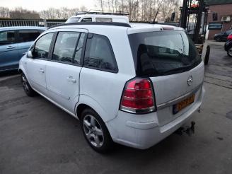 Opel Zafira  picture 5