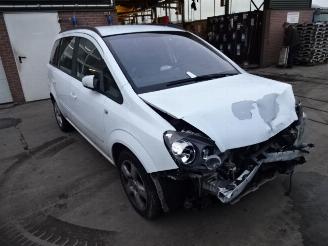 Opel Zafira  picture 3