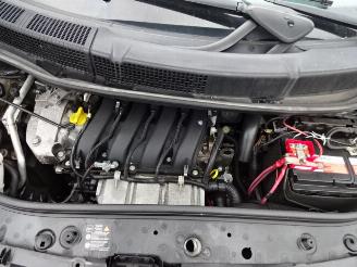 Renault Grand-scenic  picture 9