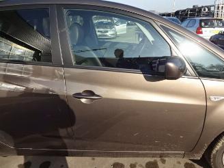 Kia Venga  picture 8