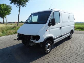 Renault Master 2.2 DCi picture 3