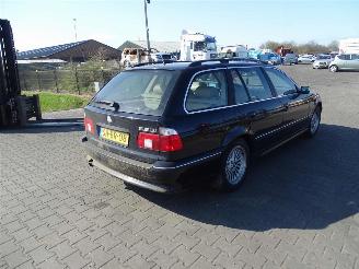 BMW 5-serie 523 i Touring picture 1