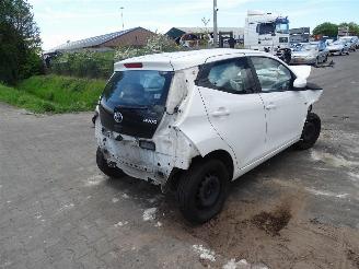 demontáž osobní automobily Toyota Aygo 1.0 12V 2014/8