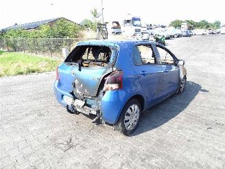 Salvage car Toyota Yaris 1.3 2007/7