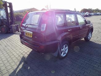 Nissan X-Trail 2.0 16V 4x4 picture 1
