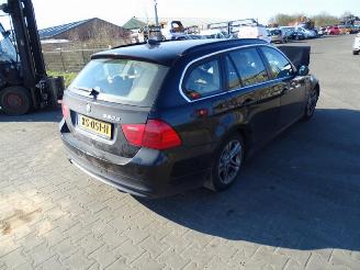  BMW 3-serie Touring 320d 2011/4