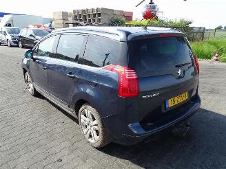 Peugeot 5008 1.6 THP picture 2