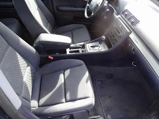 Audi A4 Quattro 3.0 V6 picture 8