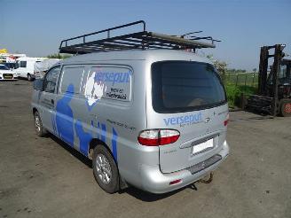 Hyundai H-200 2.5 crd picture 2