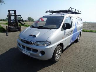 Hyundai H-200 2.5 crd picture 3