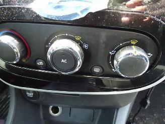 Renault Clio GrandTour 1.5 dCi picture 6