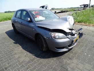 Mazda 3 1.6 16v picture 4