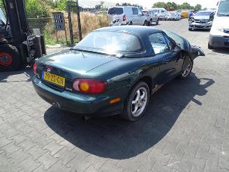 Mazda MX-5 1.6 picture 1