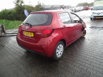 Toyota Yaris 1.0 12v picture 1