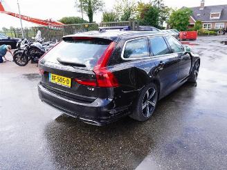 Vaurioauto  passenger cars Volvo V-90 2.0 T4 2018/12