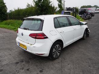 Volkswagen e-Golf  picture 1
