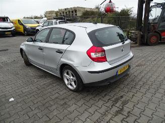 BMW 1-serie 118d picture 2