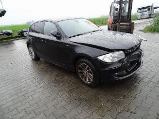 BMW 1-serie 118i picture 5