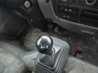 Nissan NT400 2.5 DCI Hoogwerker picture 16