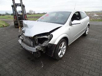 Opel Astra GTC 1.8 16v picture 3