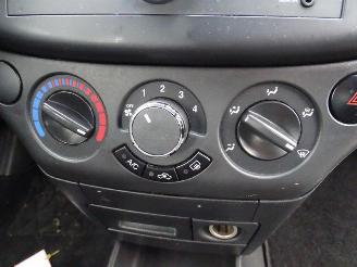 Chevrolet Aveo 1.2 picture 6