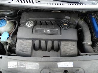 Volkswagen Touran 1.6 picture 9