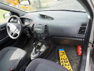 Hyundai I-20 1.2 picture 5
