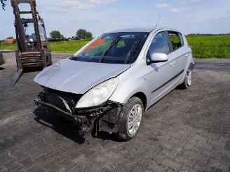 Hyundai I-20 1.2 16v picture 3