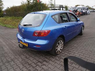 Mazda 3 1.6 i picture 1