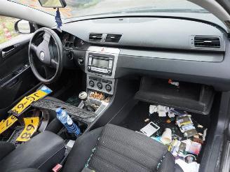 Volkswagen Passat 2.0 FSi picture 5