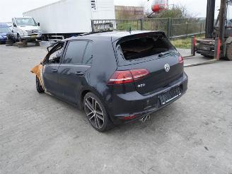 Volkswagen Golf 2.0 GTD picture 2