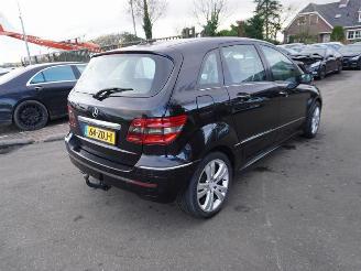 uszkodzony samochody osobowe Mercedes B-klasse 200 CDi 2006/8