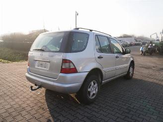 Auto da rottamare Mercedes ML 270 CDI 2001/1